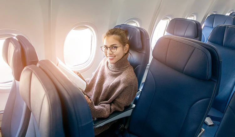 Flat ₹1000 OFF on Domestic Flights